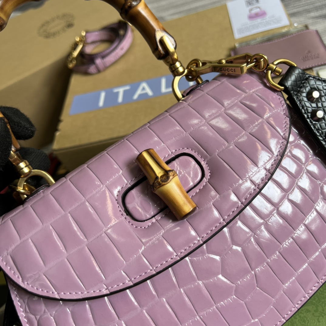 Gucci Satchel Bags